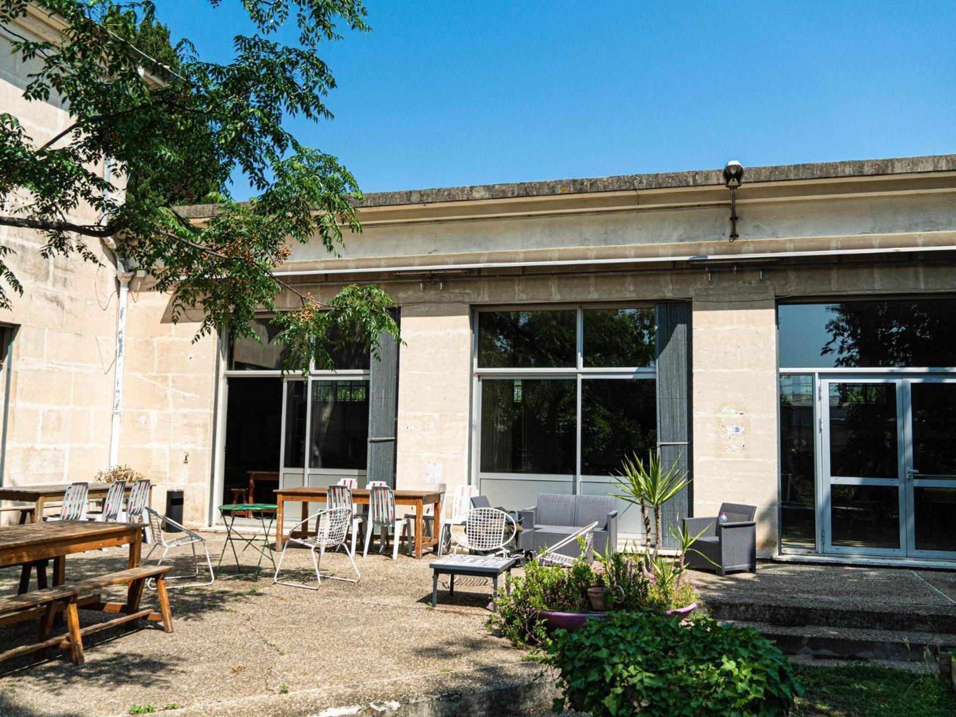 Auberge De Jeunesse Hi Arles Eksteriør billede